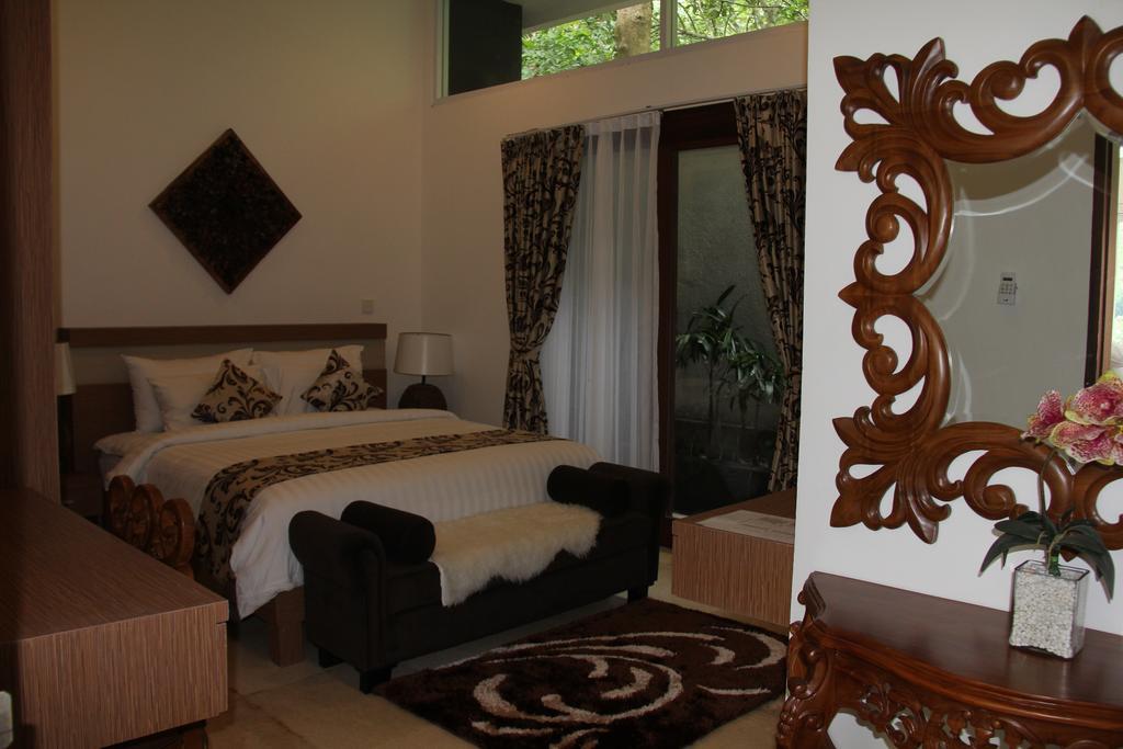 Narvik Villa Lombok Exterior photo